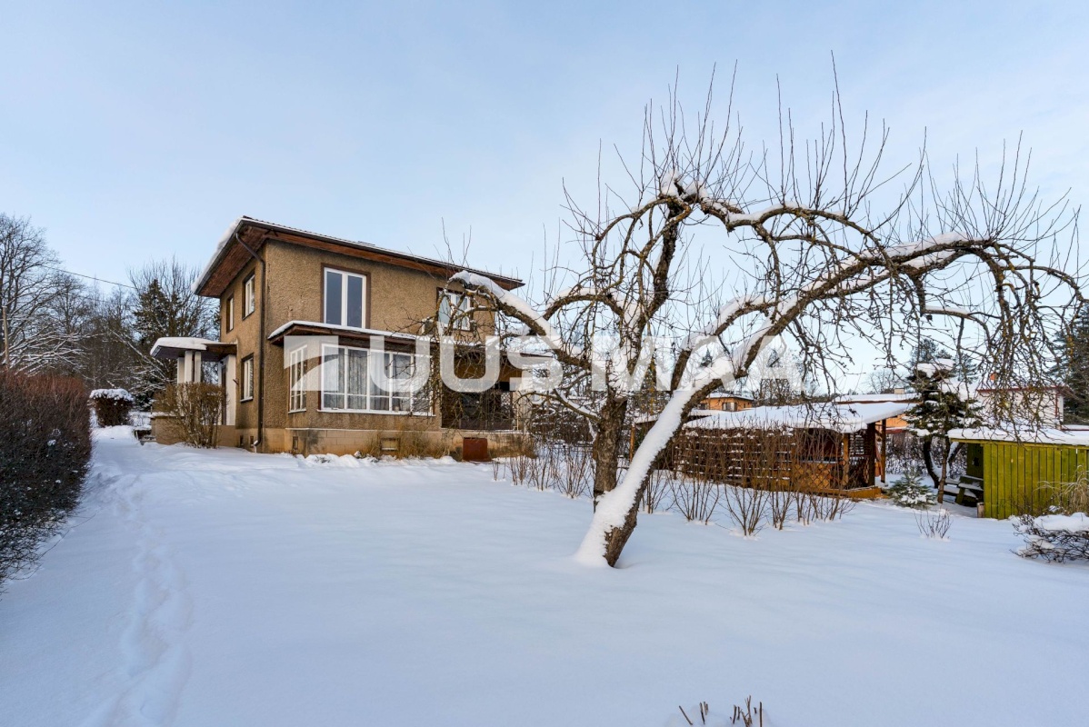 Viljandi linn, Uueveski, Ugala pst 33