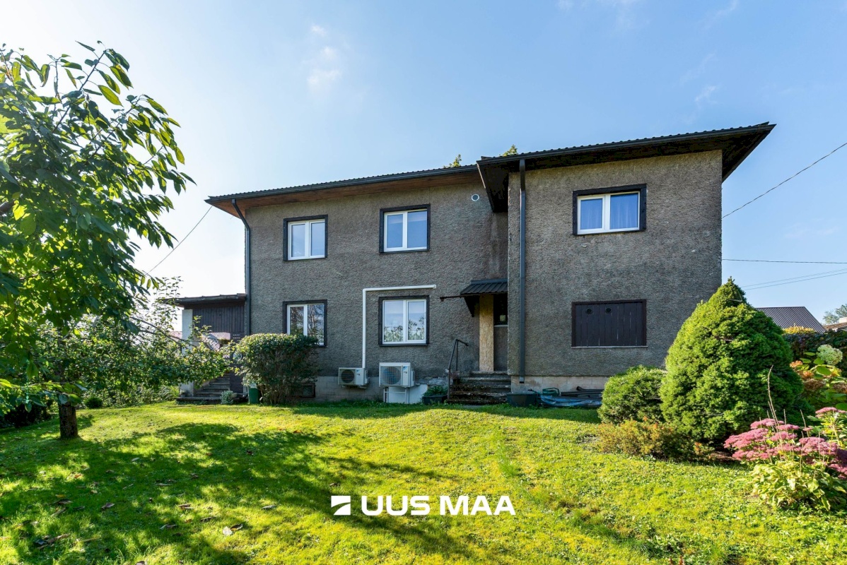 Viljandi linn, Uueveski, Ugala pst 33