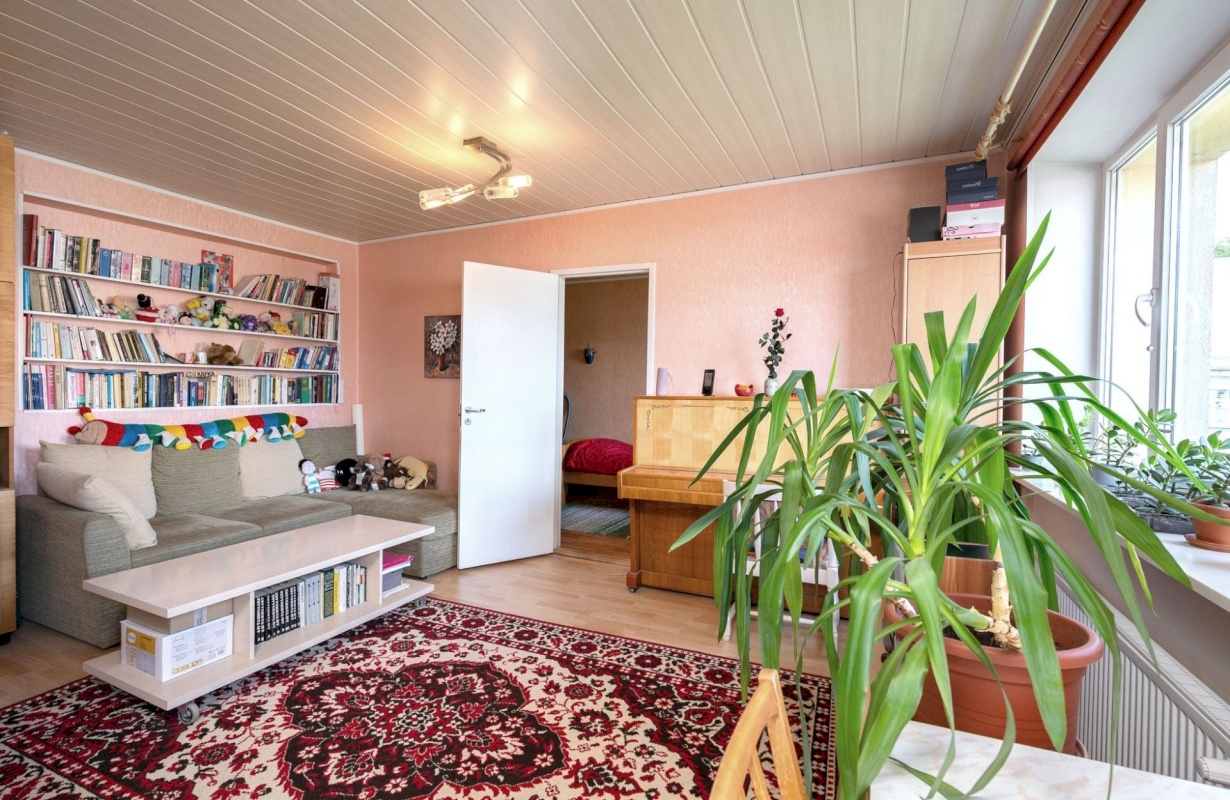 Tartu linn, Tartu linn, Ülejõe, Ujula tn 1