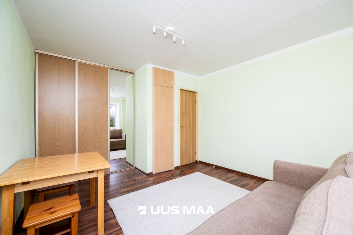 Tallinn, Põhja-Tallinna linnaosa, Madala 11