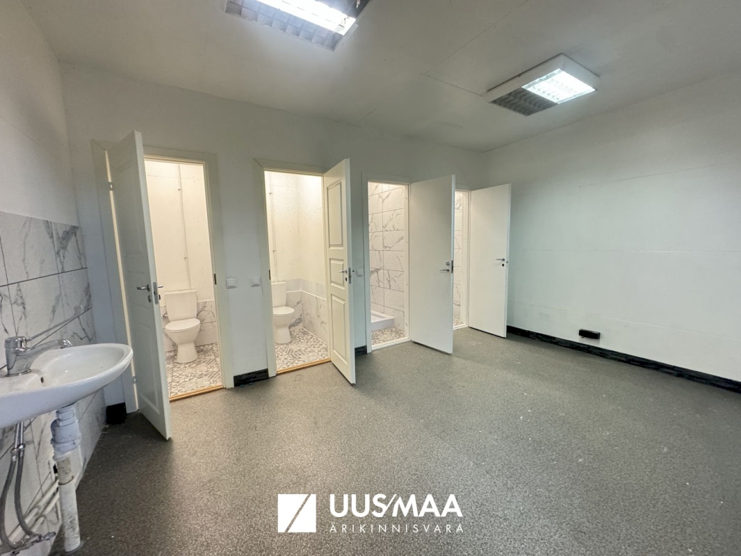 Tallinn, Lasnamäe linnaosa, Suur-Sõjamäe 18