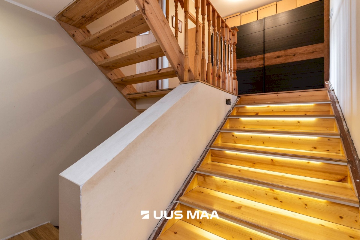 Viljandi linn, Paalalinn, Vikerkaare tn 11