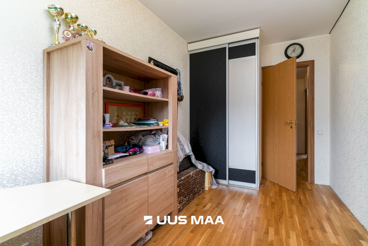 Viljandi linn, Paalalinn, Vikerkaare tn 11