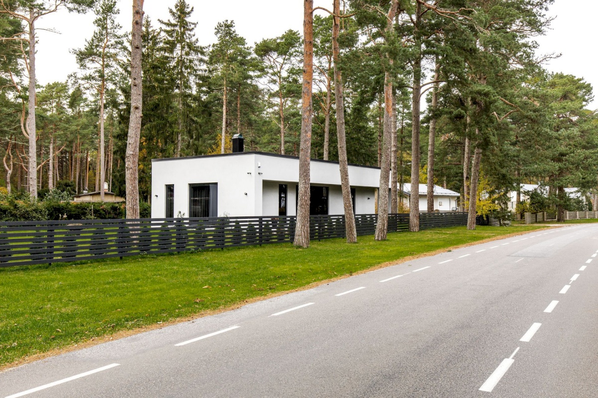Lääne-Harju vald, Lohusalu küla, Lohusalu tee 141