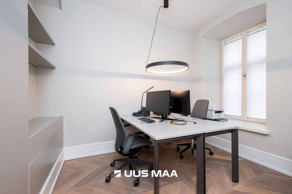 Tallinn, Kesklinna linnaosa, Vanalinn, Pikk 9