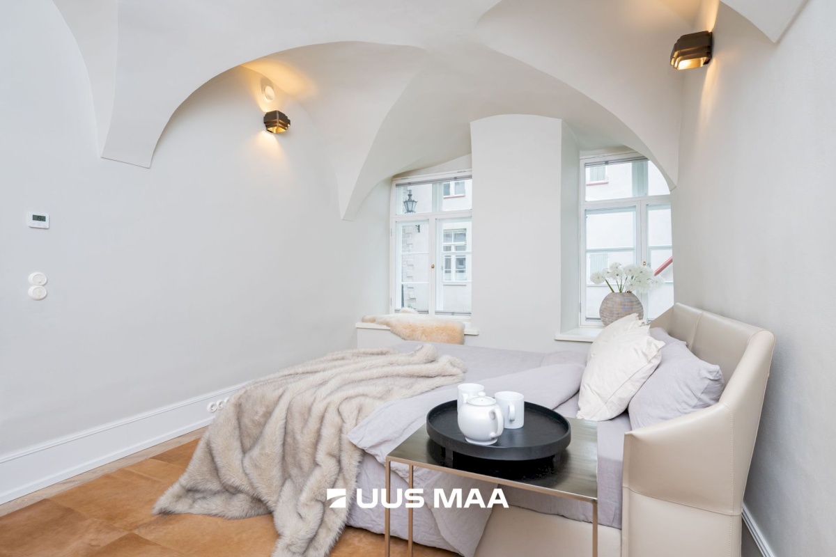 Tallinn, Kesklinna linnaosa, Vanalinn, Pikk 9