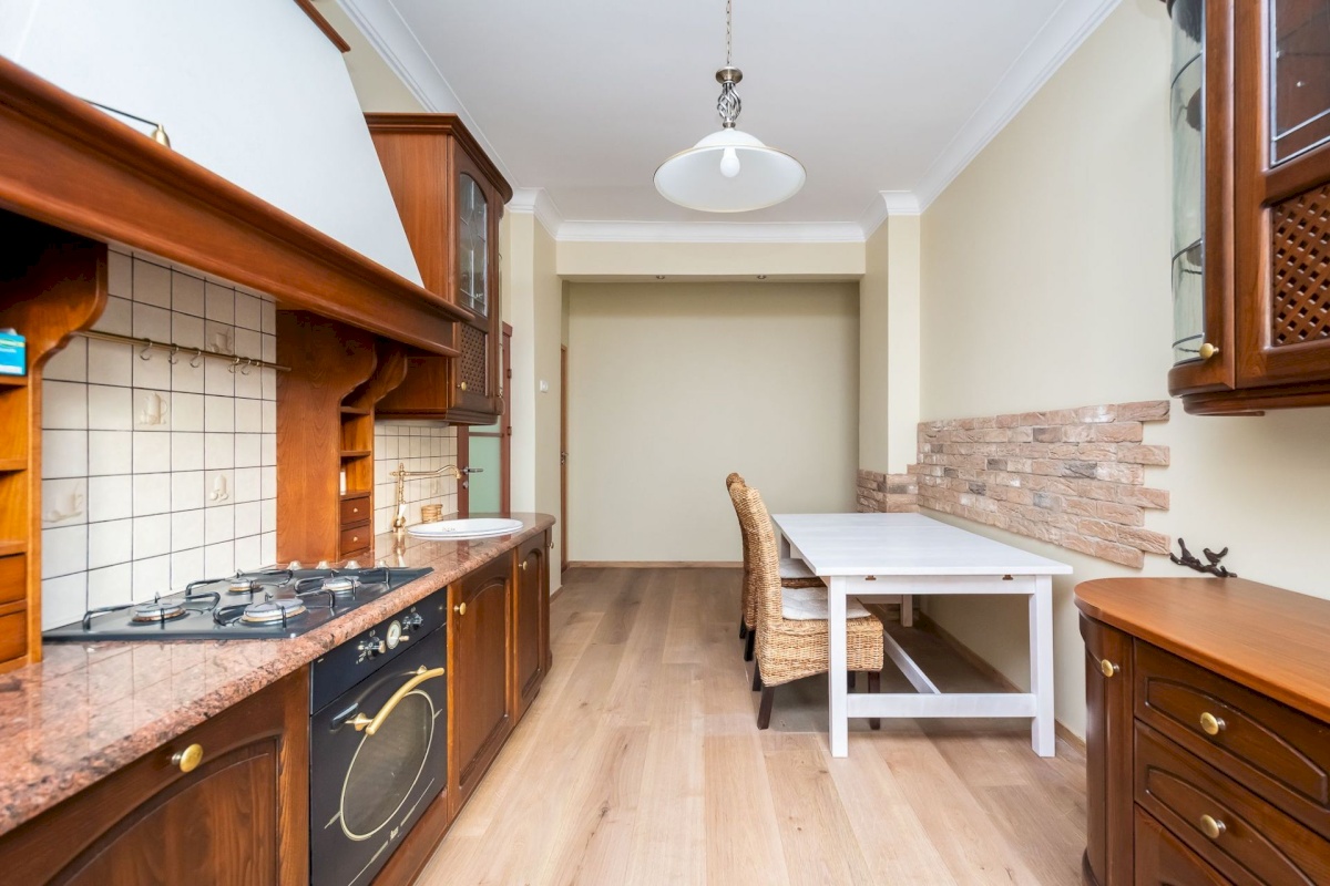 Tallinn, Kesklinna linnaosa, Kentmanni 18