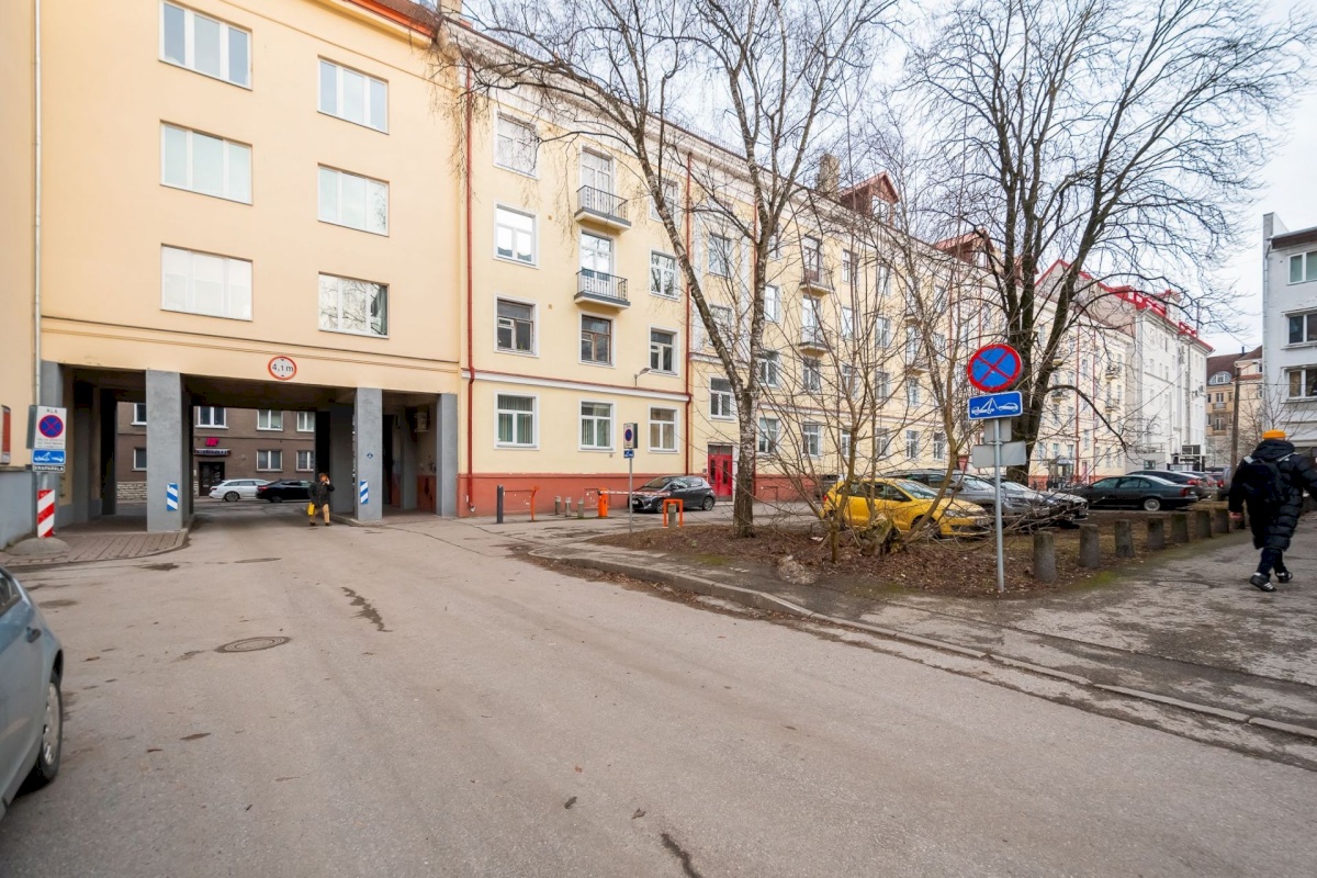 Tallinn, Kesklinna linnaosa, Kentmanni 18