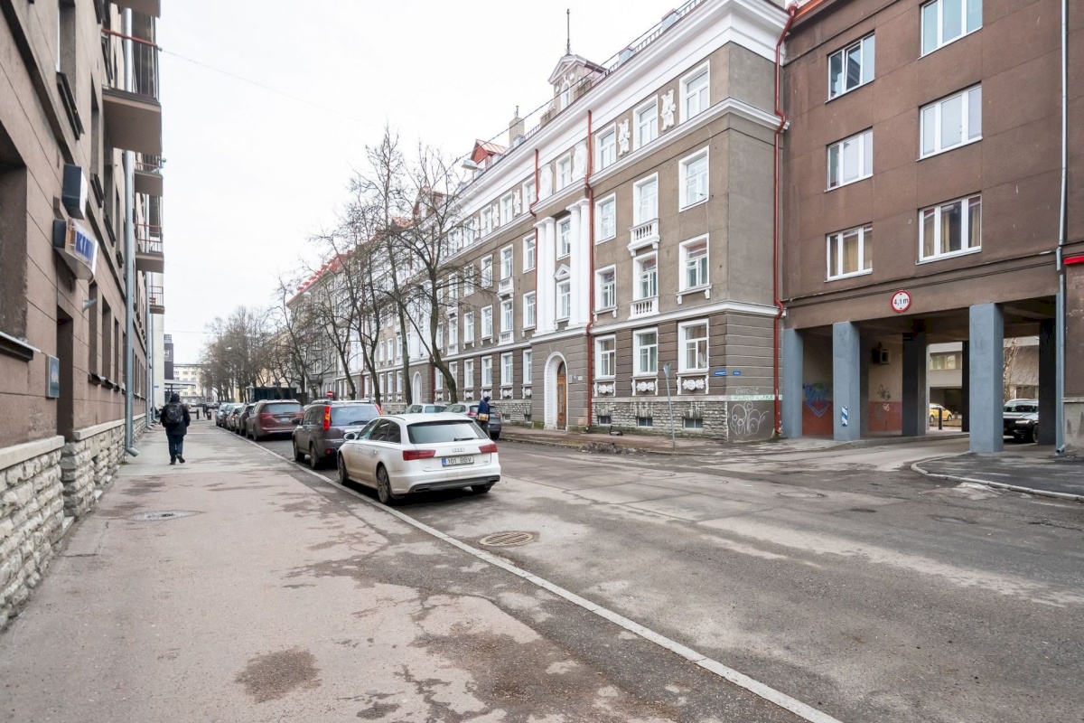 Tallinn, Kesklinna linnaosa, Kentmanni 18