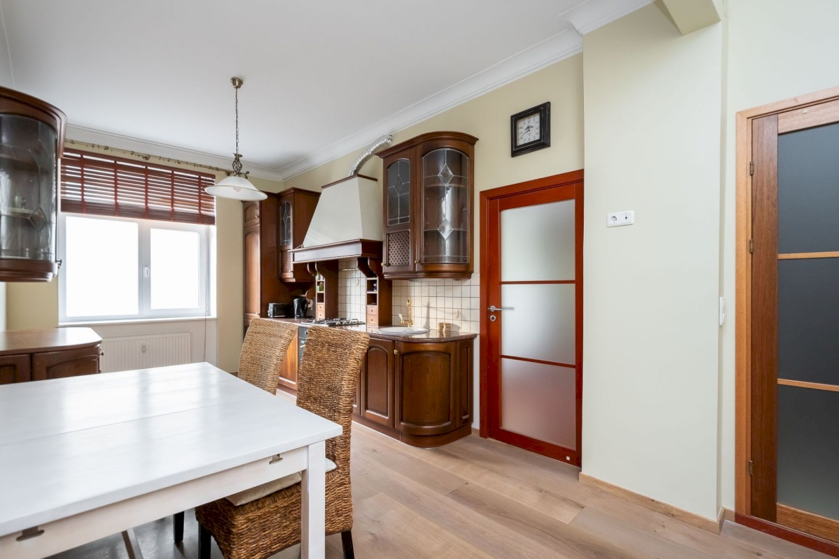 Tallinn, Kesklinna linnaosa, Kentmanni 18