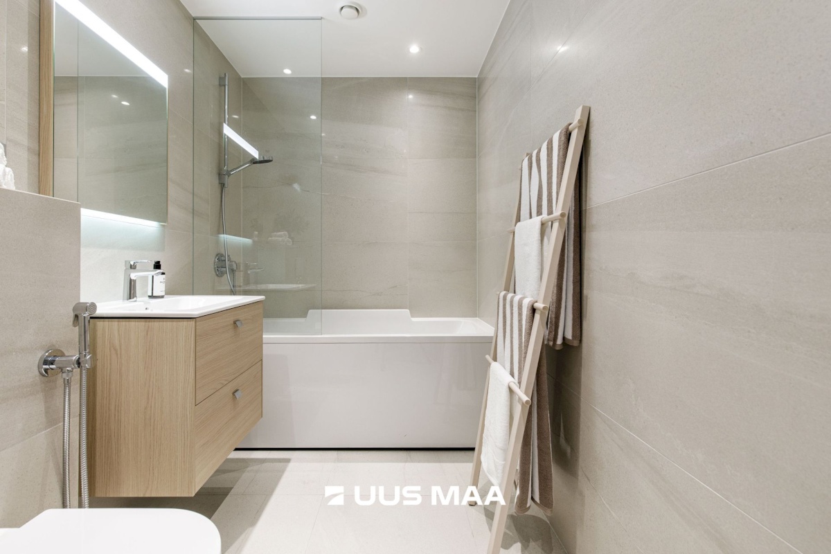 Tallinn, Põhja-Tallinna linnaosa, Allveelaeva 4