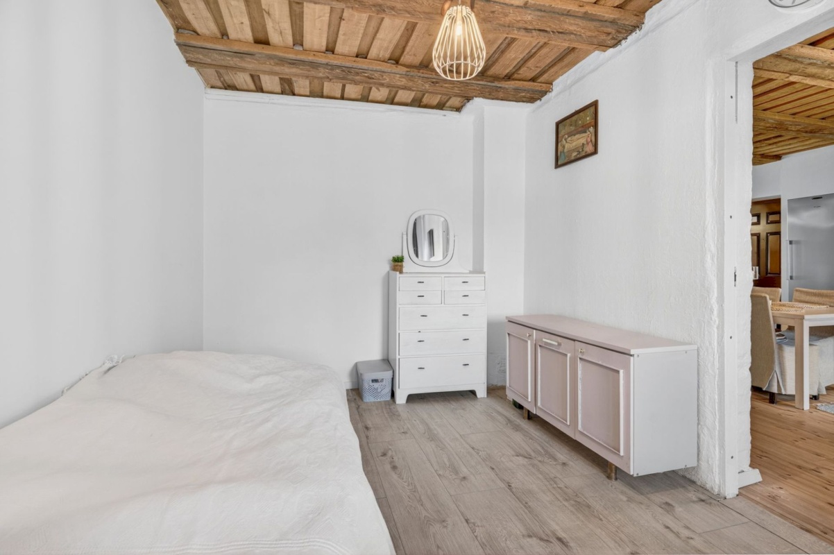 Kohila vald, Salutaguse küla, Saarepuu