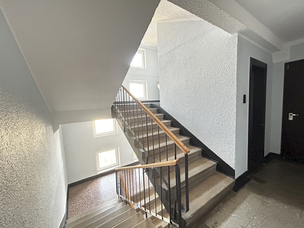 Tallinn, Lasnamäe linnaosa, Priisle, Linnamäe tee 12