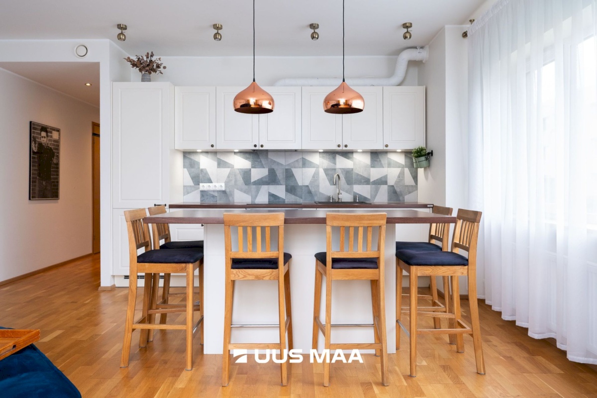 Tallinn, Lasnamäe linnaosa, Uuslinna 9/1