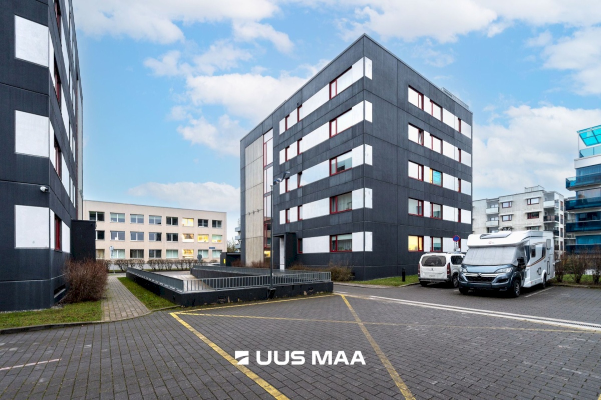 Tallinn, Lasnamäe linnaosa, Uuslinna 9/1