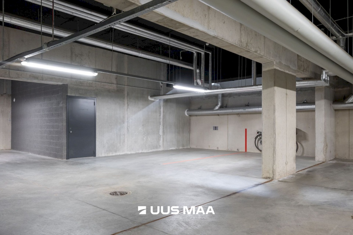 Tallinn, Kesklinna linnaosa, Kadriorg, Uuslinna 9/1