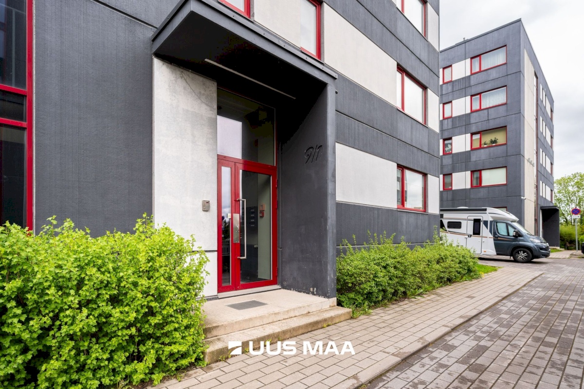 Tallinn, Kesklinna linnaosa, Kadriorg, Uuslinna 9/1