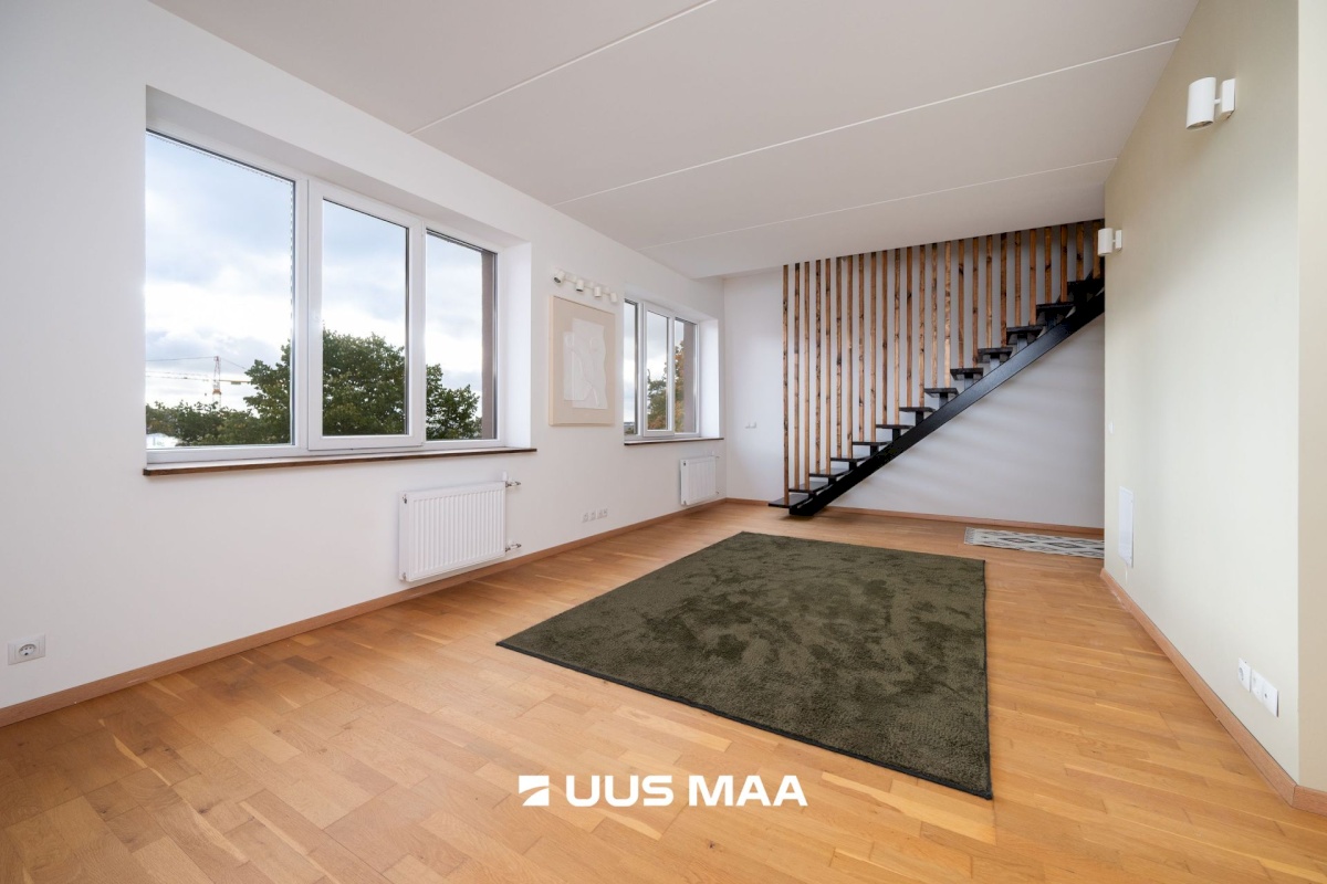 Tallinn, Lasnamäe linnaosa, Ülemiste, Peterburi tee 4