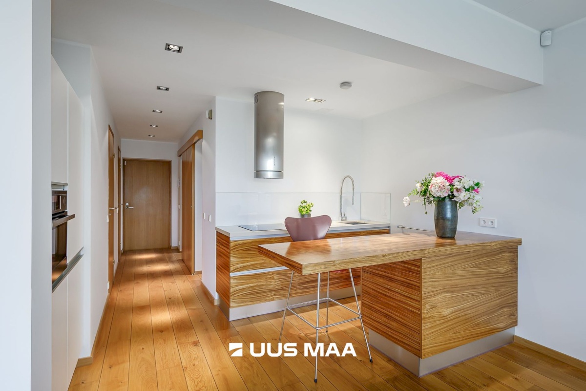 Tallinn, Kesklinna linnaosa, Kadriorg, J. Vilmsi tn 14