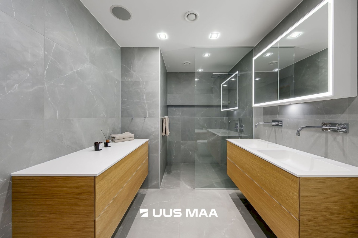 Tallinn, Kesklinna linnaosa, Kadriorg, J. Vilmsi tn 14