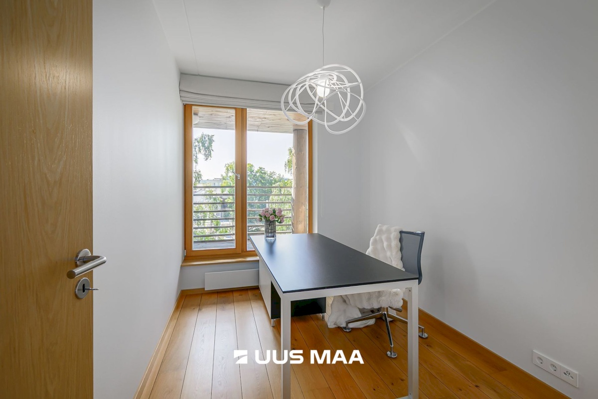 Tallinn, Kesklinna linnaosa, J. Vilmsi tn 14