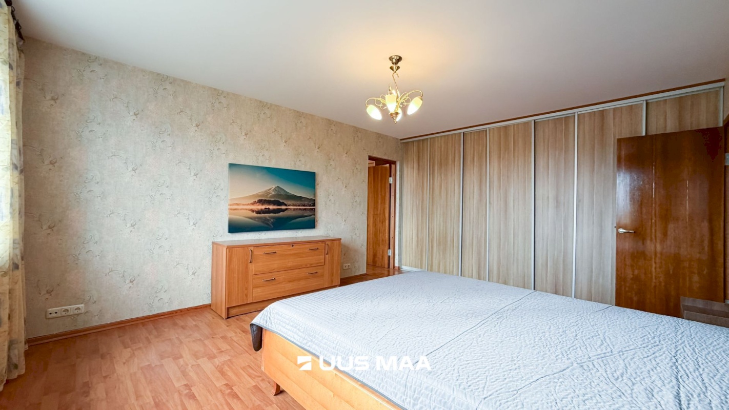 Tallinn, Haabersti linnaosa, Õismäe tee 10
