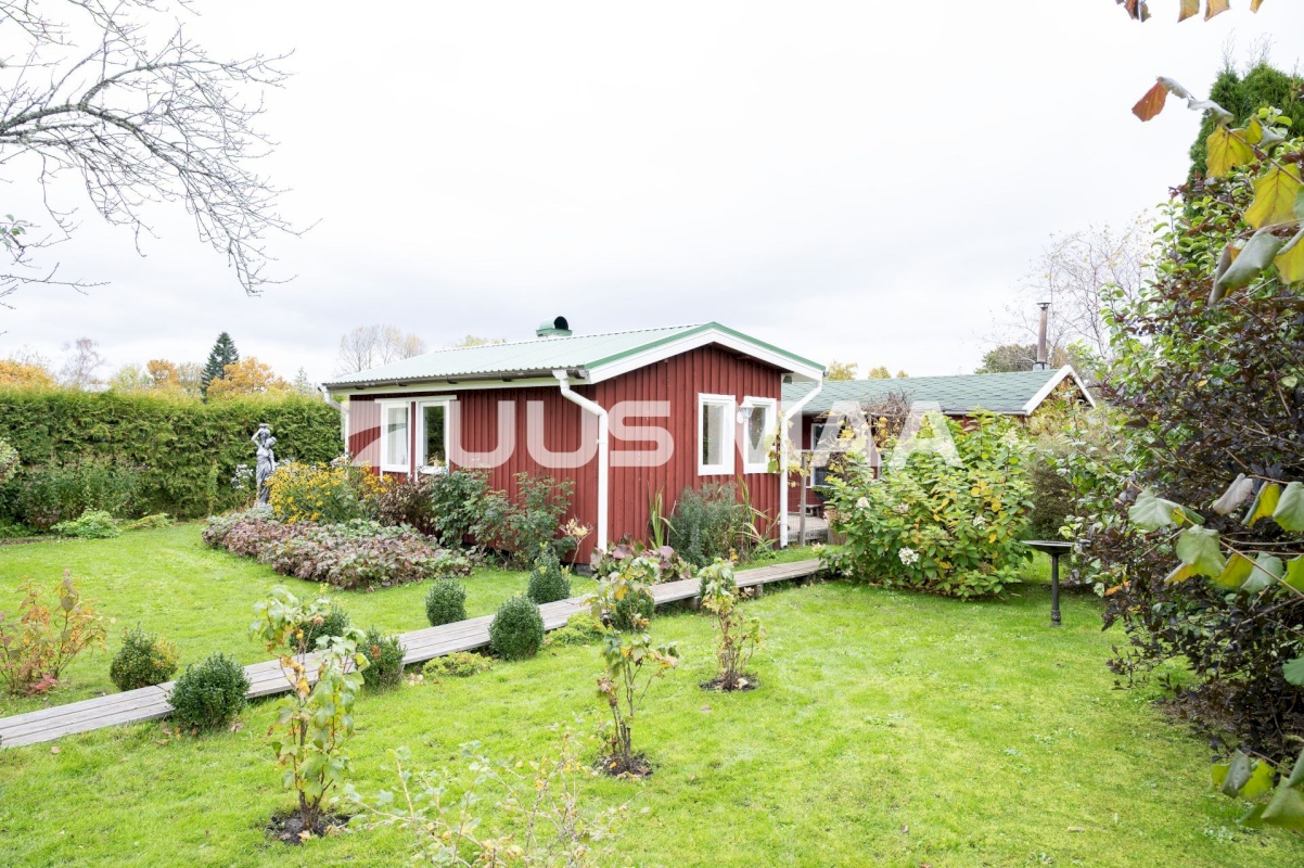 Saaremaa vald, Aste alevik, Aste AÜ 51