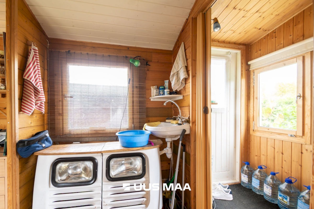 Saaremaa vald, Aste alevik, Aste AÜ 51