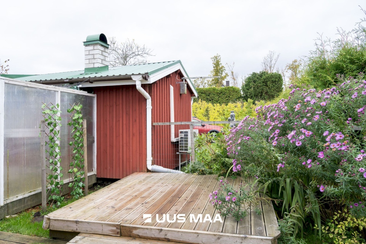 Saaremaa vald, Aste alevik, Aste AÜ 51