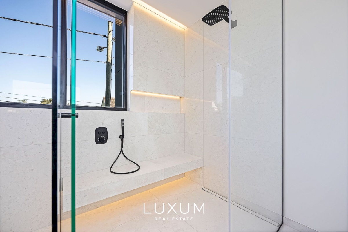 Tallinn, Pirita linnaosa, Merivälja, Kesktee