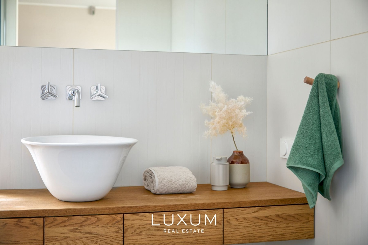 Tallinn, Kesklinna linnaosa, Kassisaba, Tehnika 83