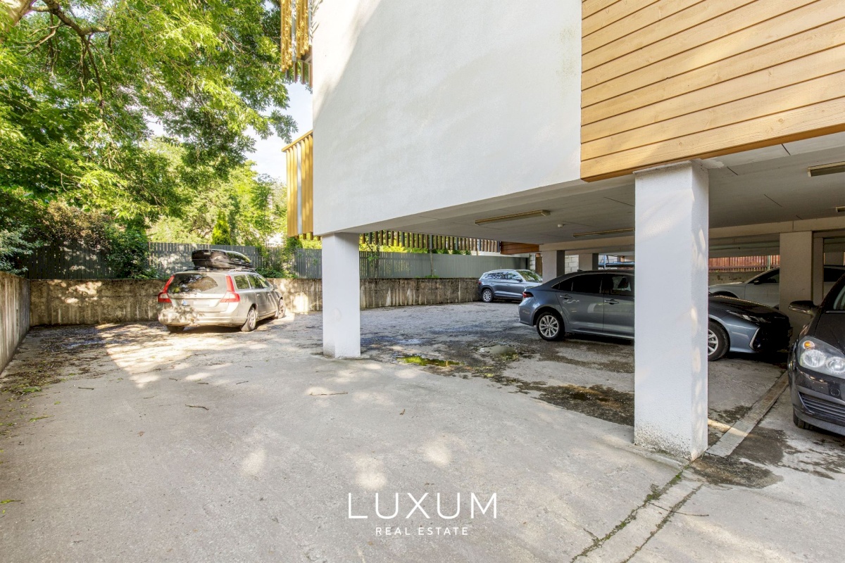 Tallinn, Kesklinna linnaosa, Kassisaba, Tehnika 83