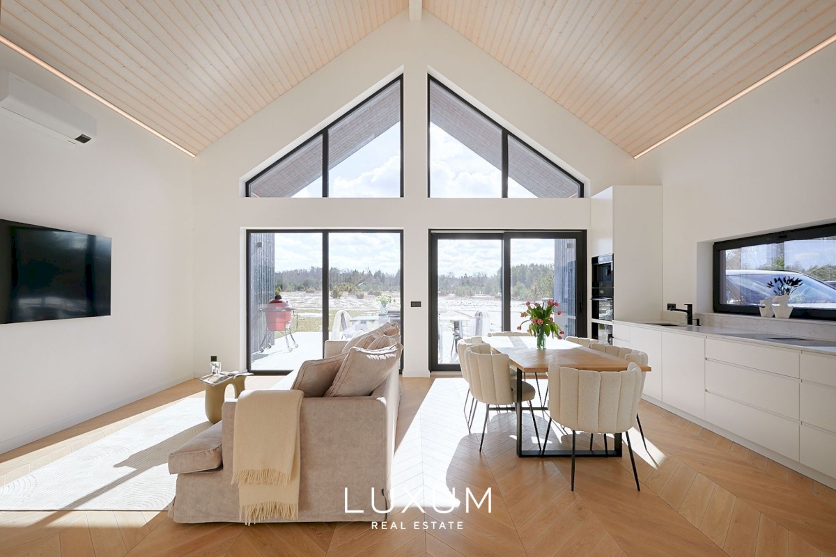 Lääne-Harju vald, Madise küla, Põldmarja