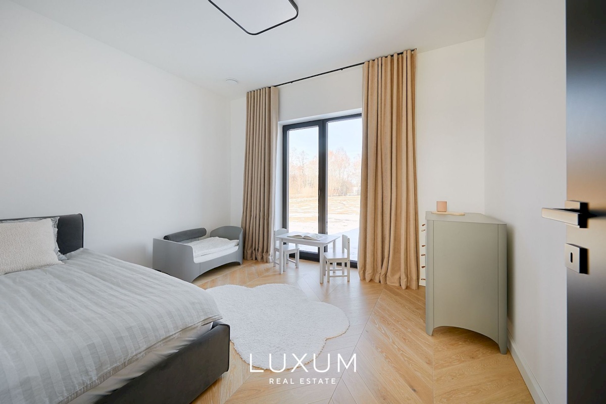 Lääne-Harju vald, Madise küla, Põldmarja