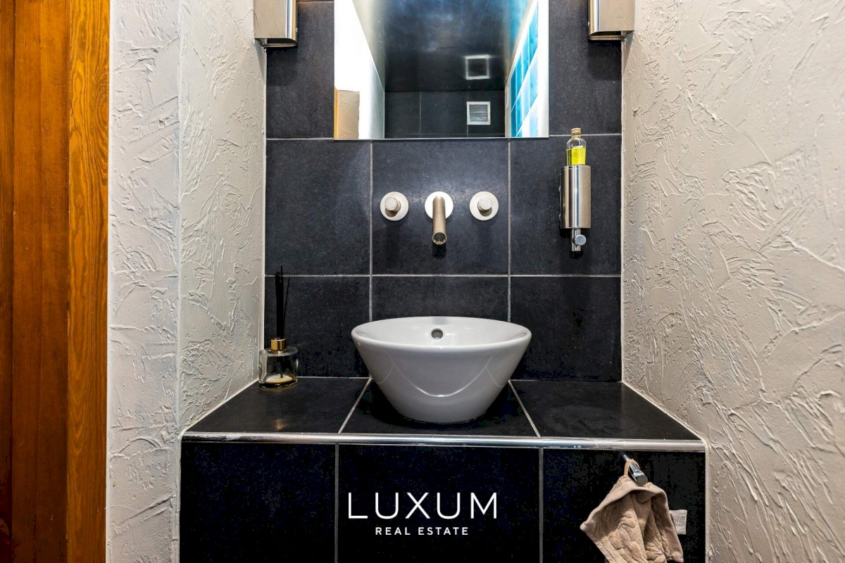 Tallinn, Kesklinna linnaosa, Mündi tn 2