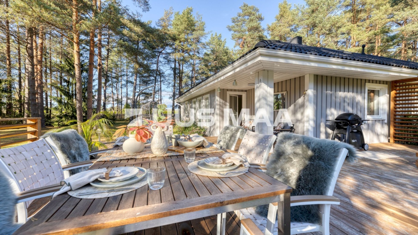 Harku vald, Vääna küla, Väänatammi tee 8