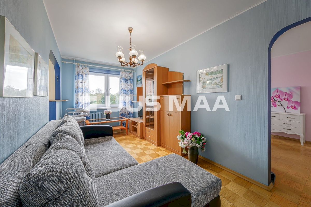 Tallinn, Mustamäe linnaosa, Kadaka, Ehitajate tee 72