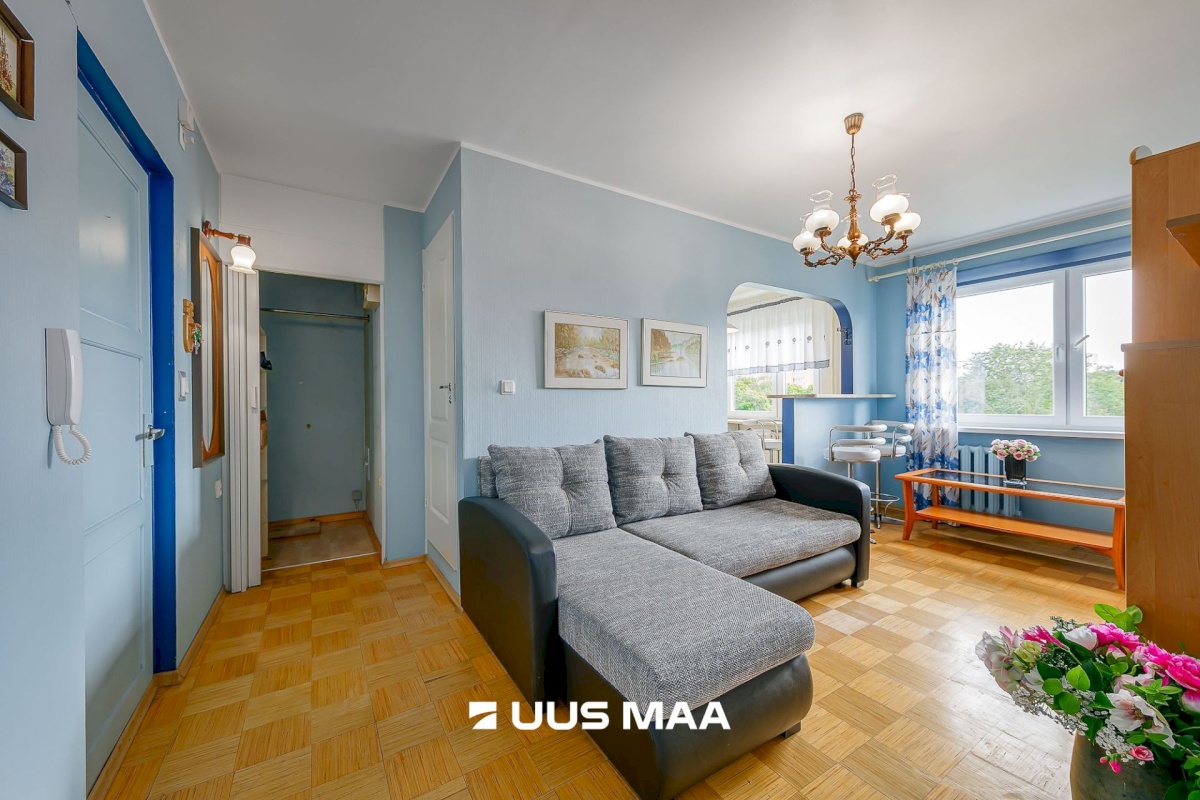 Tallinn, Mustamäe linnaosa, Kadaka, Ehitajate tee 72