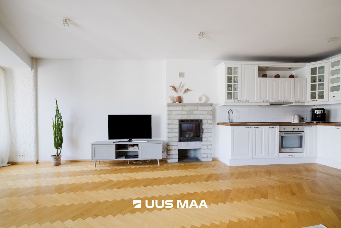 Tallinn, Kesklinna linnaosa, Vanalinna, Suur-Karja 4