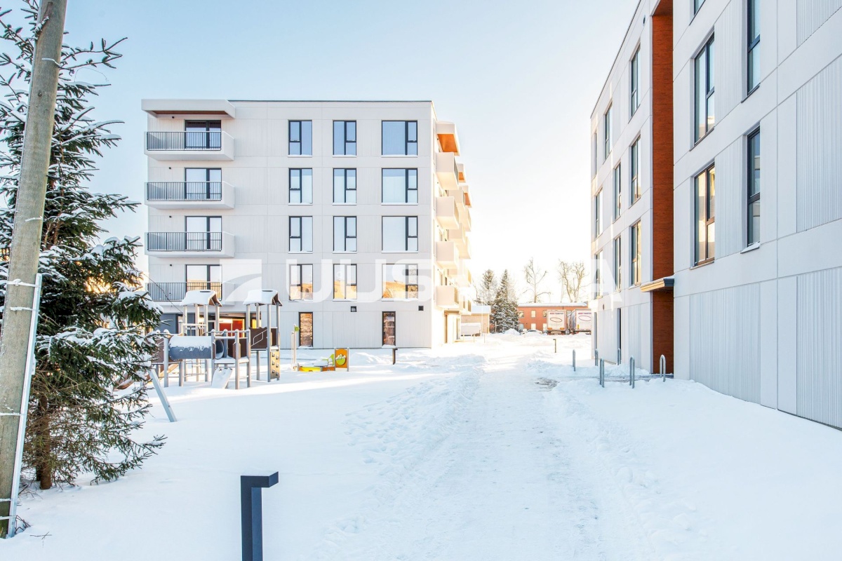 Saue vald, Saue linn, Keskuse 1/1-3