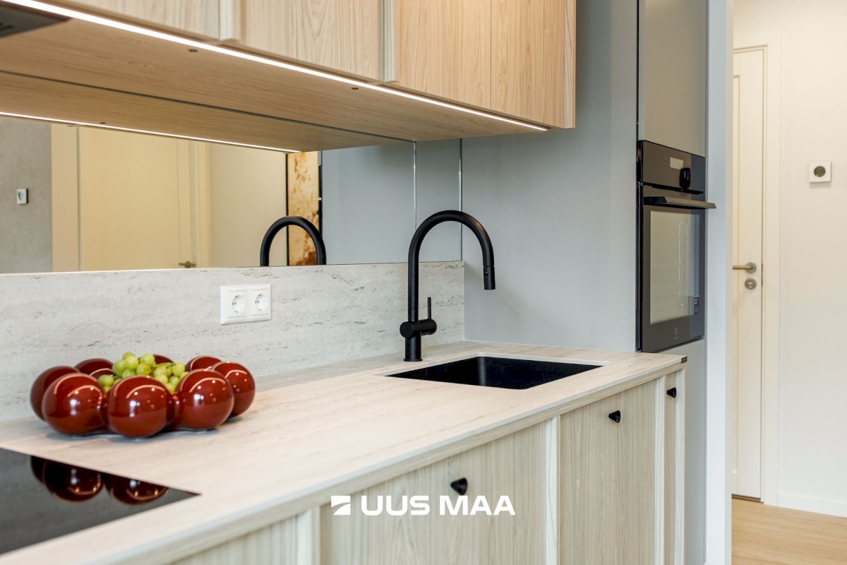 Saue vald, Saue linn, Keskuse 1/1-3