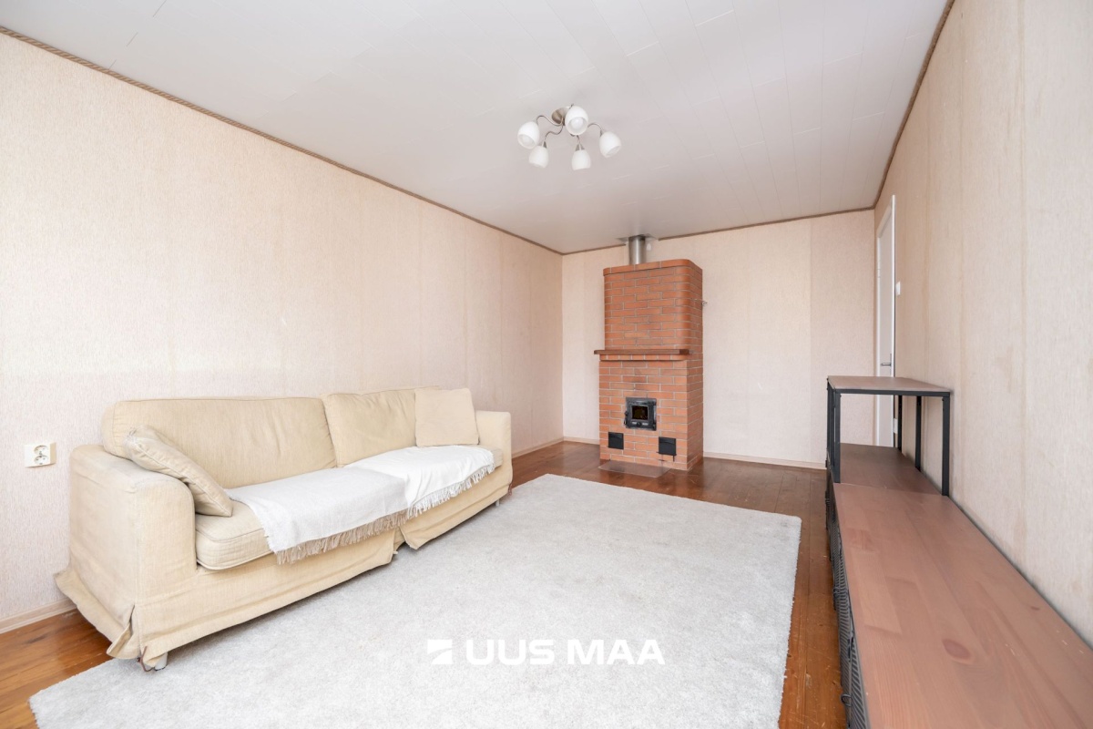 Kuusalu vald, Kiiu alevik, Linnuse 8