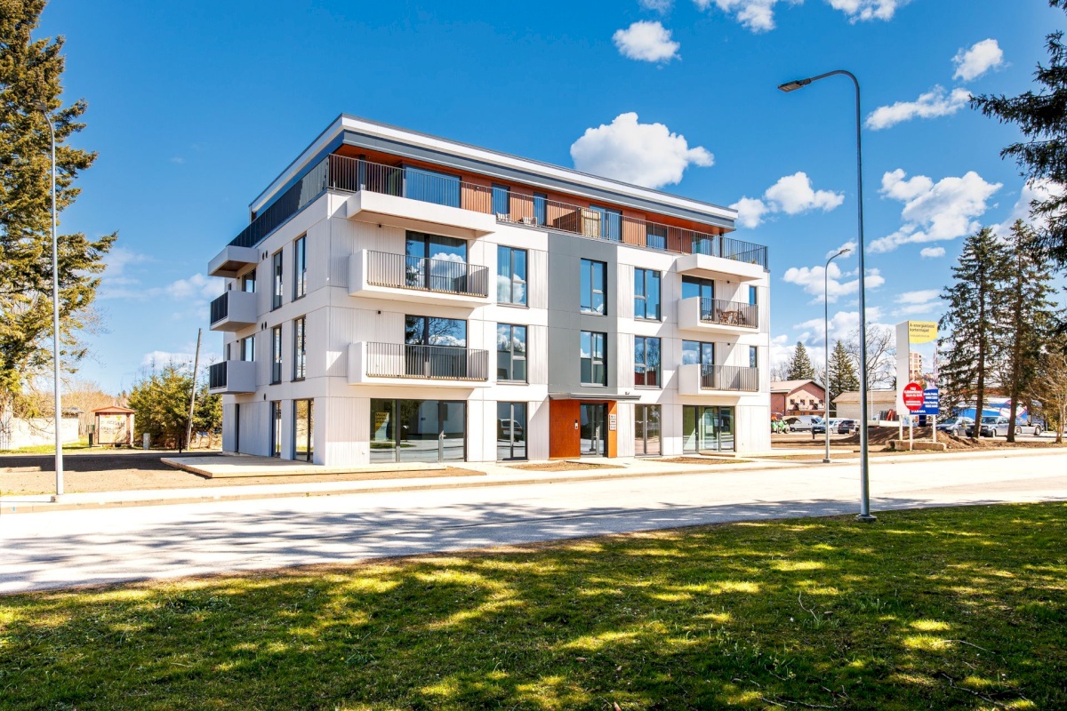 Saue vald, Saue linn, Keskuse 1/2-5