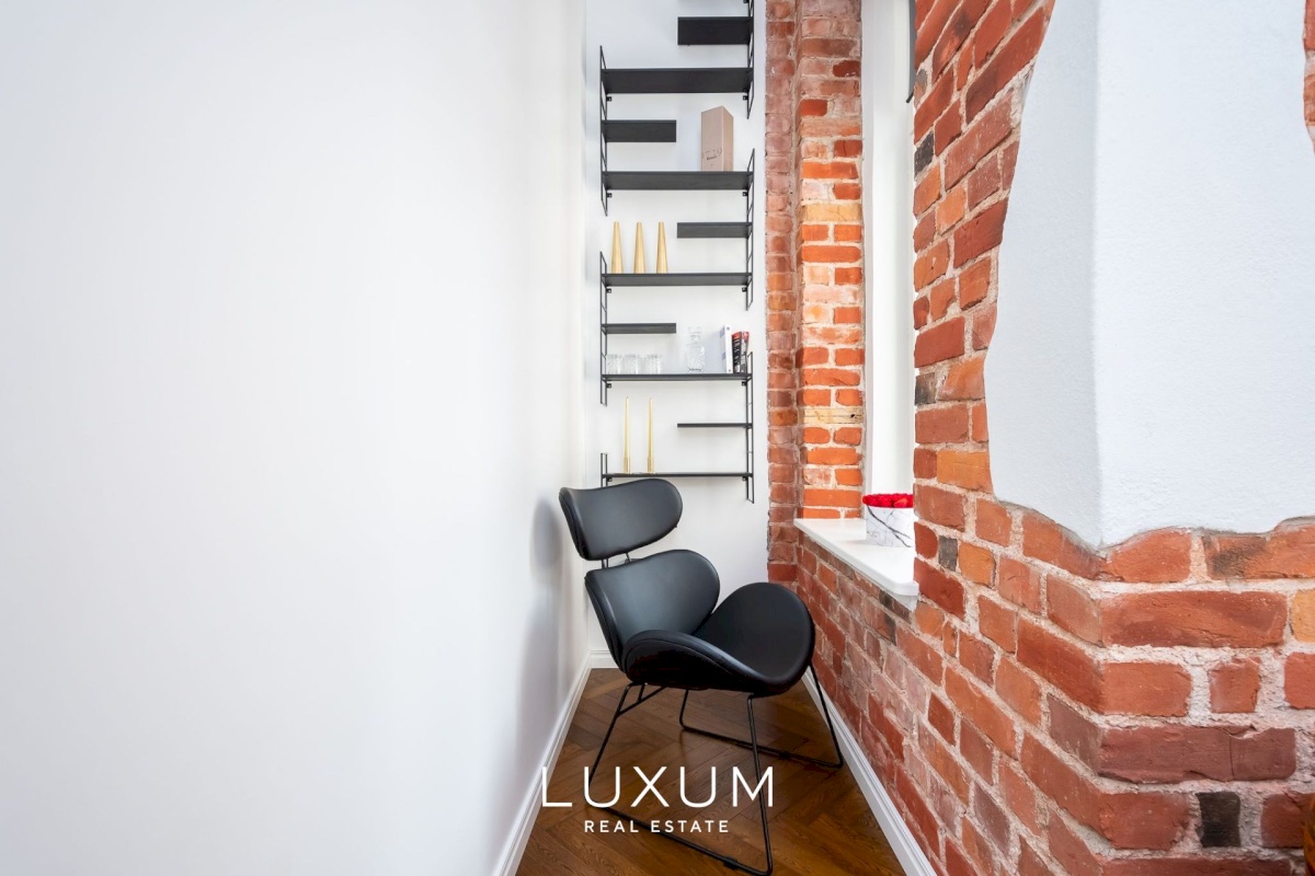 Tallinn, Kesklinna linnaosa, Raua, Narva mnt 40