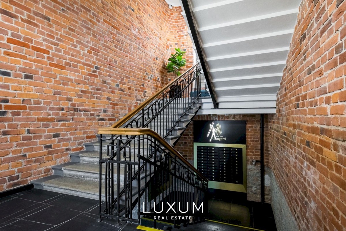 Tallinn, Kesklinna linnaosa, Raua, Narva mnt 40