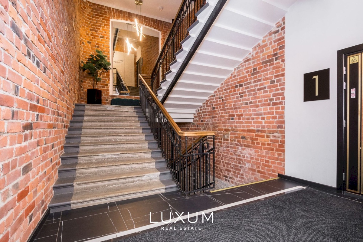 Tallinn, Kesklinna linnaosa, Raua, Narva mnt 40