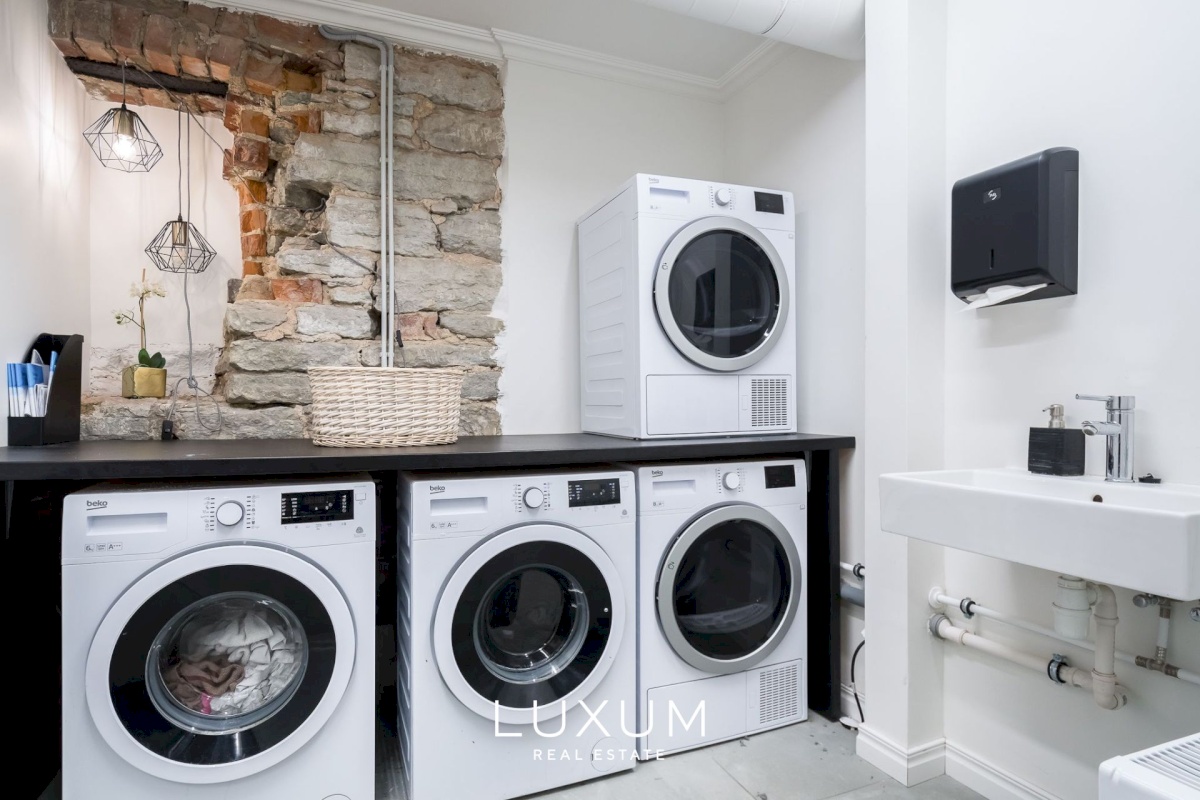 Tallinn, Kesklinna linnaosa, Raua, Narva mnt 40