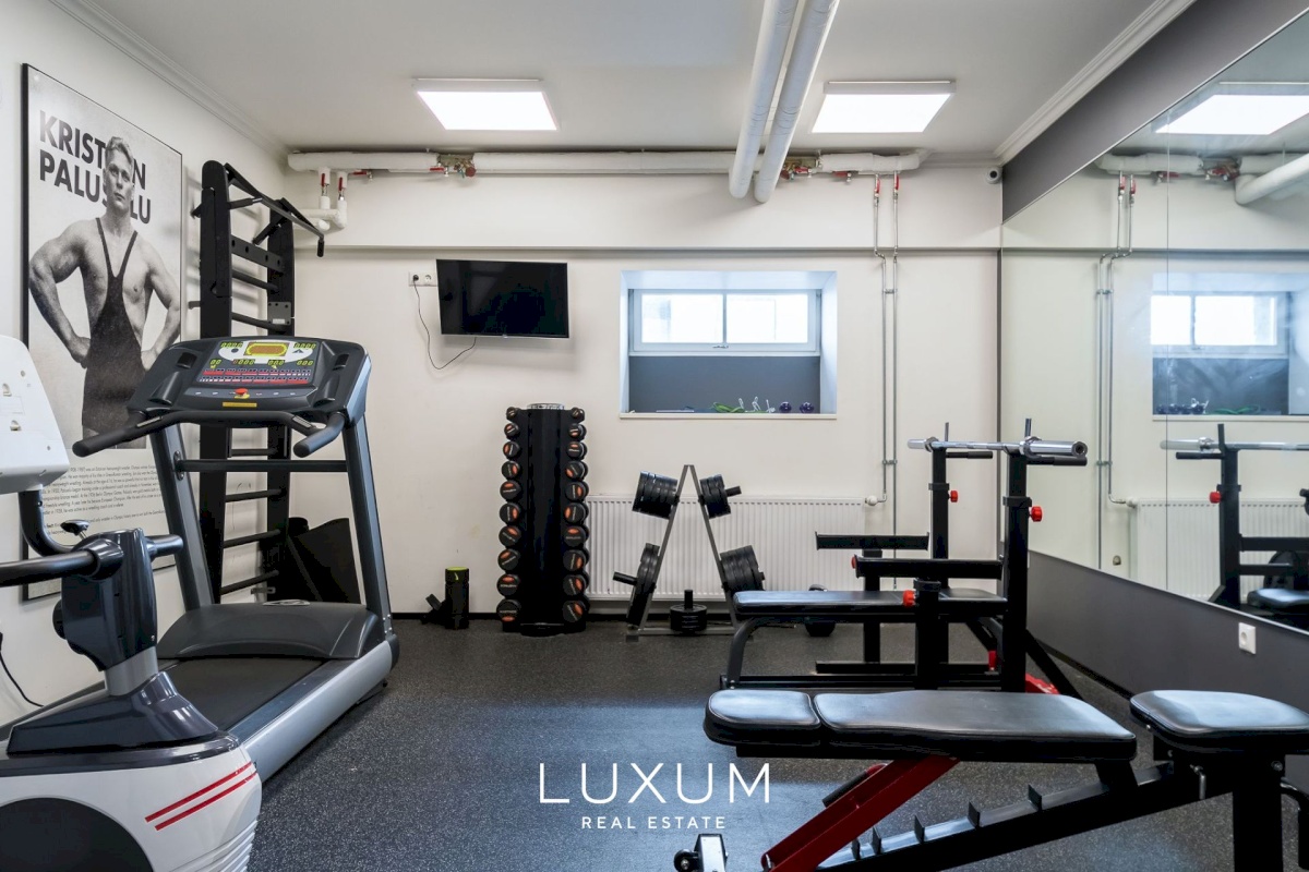 Tallinn, Kesklinna linnaosa, Raua, Narva mnt 40