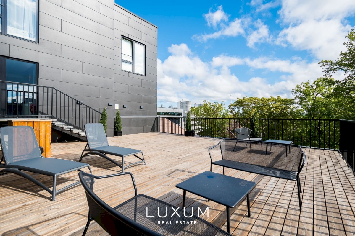 Tallinn, Kesklinna linnaosa, Raua, Narva mnt 40