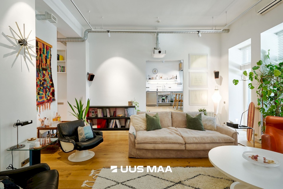 Tallinn, Kesklinna linnaosa, F. R. Kreutzwaldi 10